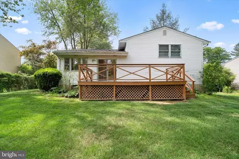 Exterior - 124 Timberline Dr, Newark, DE 19711 photo 10 of 12