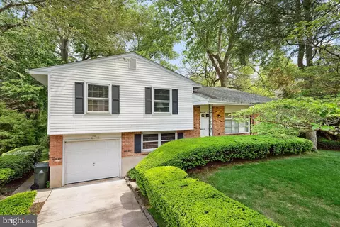 Exterior - 124 Timberline Dr, Newark, DE 19711 photo 2 of 12