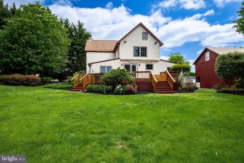 423 Polly Drummond Hill Rd, Newark, DE 19711