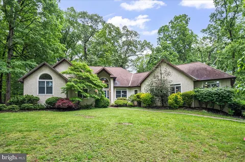 107 Kingston Dr, Bear, DE 19701