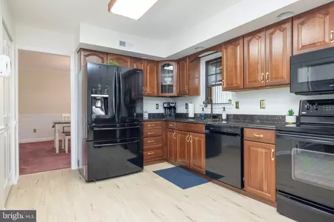Kitchen - 13 Berley Ct, Newark, DE 19702 photo 4 of 4