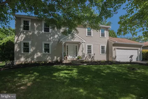 9 Paddington Ct, Hockessin, DE 19707
