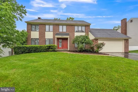 202 Charleston Dr, Wilmington, DE 19808