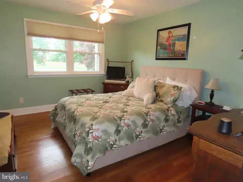 Bedroom - 2643 Old County Rd, Newark, DE 19702 photo 3 of 5