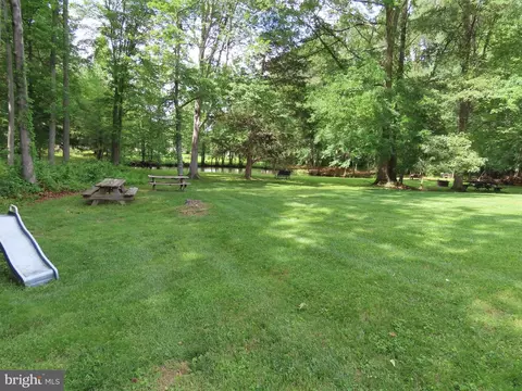 Exterior - 2643 Old County Rd, Newark, DE 19702 photo 4 of 6