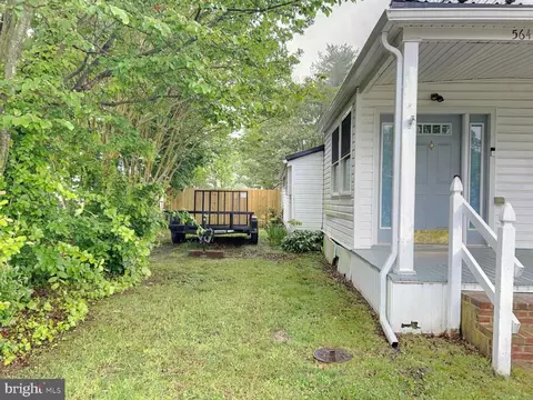 Exterior - 564 Walnut St, Townsend, DE 19734 photo 2 of 9