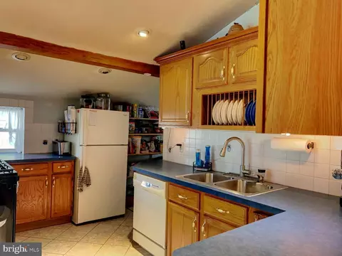 Kitchen - 564 Walnut St, Townsend, DE 19734 photo 1 of 2