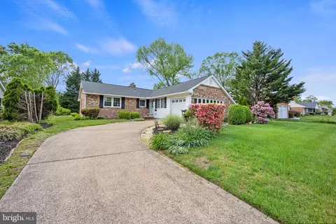 705 Halstead Rd, Wilmington, DE 19803