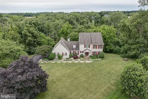 208 E Bradford Ct, Middletown, DE 19709 photo 3