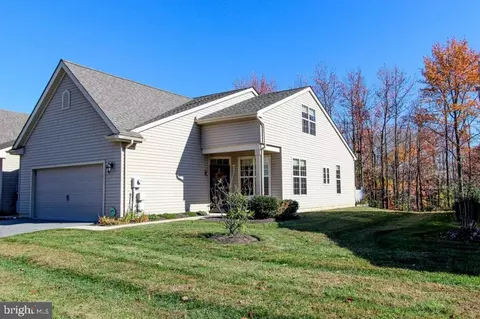 10 Fountainview Dr #5, Newark, DE 19713