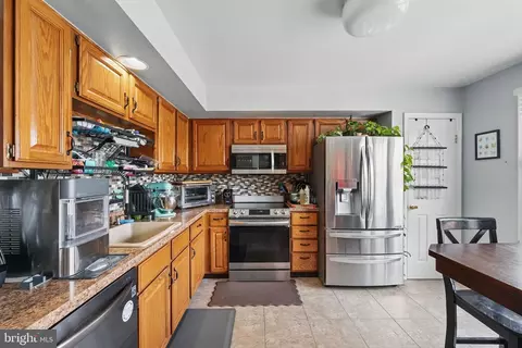 Kitchen - 692 Corsica Ave, Bear, DE 19701 photo 1 of 2
