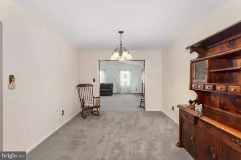 Entry Way - 6 Trevett Blvd, Newark, DE 19702 photo 2 of 3