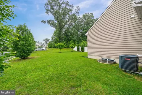 133 E General Grey Ct, Newark, DE 19702 photo 7