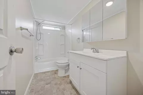 528 Vincent Ln #103, Bear, DE 19701 photo 13