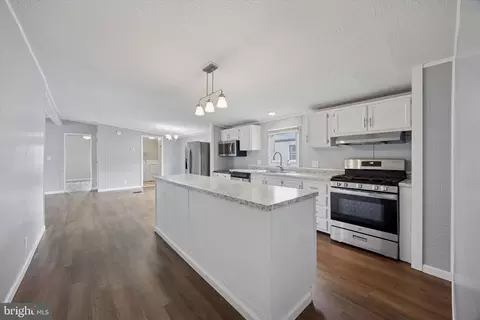 528 Vincent Ln #103, Bear, DE 19701 photo 7