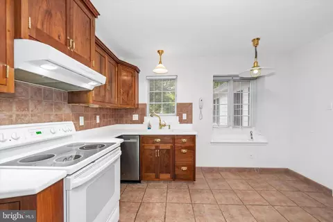 402 Apple Rd, Newark, DE 19711 photo 14