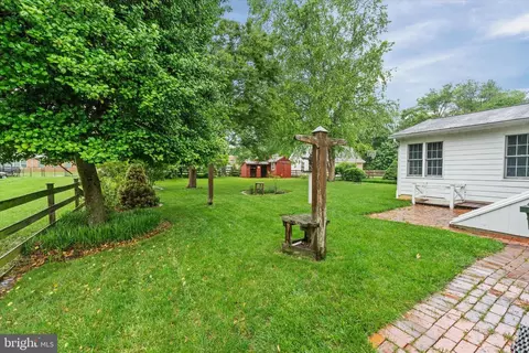 402 Apple Rd, Newark, DE 19711 photo 42