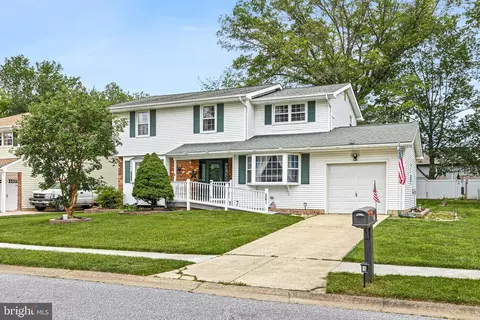 561 Hemingway Dr, Hockessin, DE 19707
