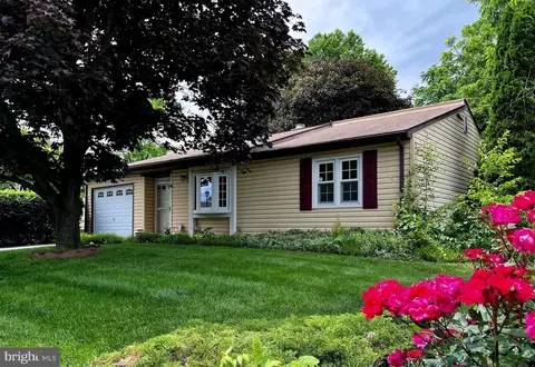 141 Melodic Dr, Newark, DE 19713