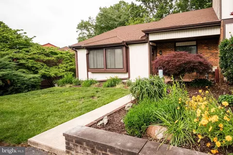 5431 Doral Dr, Wilmington, DE 19808