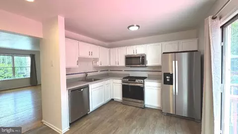 113 Richards Ln, Newark, DE 19711