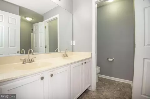 Entry Way - 4 Charles Ct, Newark, DE 19702 photo 1 of 1