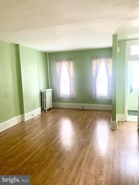 42 E 5th St, New Castle, DE 19720 photo 3