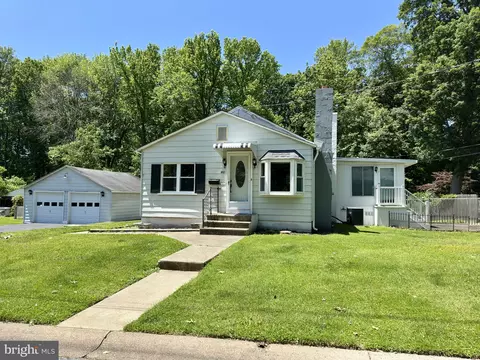 802 Woodland Ave, Wilmington, DE 19808