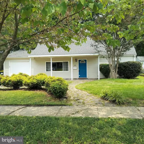 18 Havertown Rd, Newark, DE 19713
