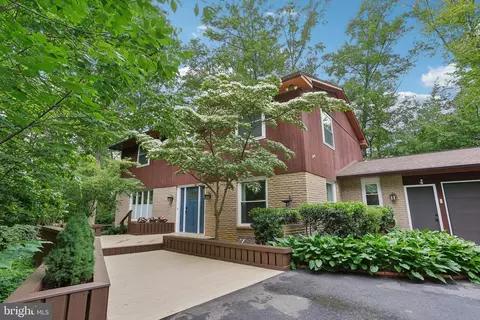 3 Sorrel Dr, Wilmington, DE 19803