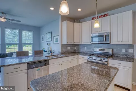 Kitchen - 471 South St, Townsend, DE 19734 photo 2 of 5