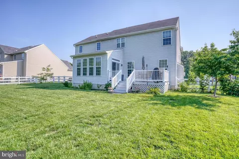 Exterior - 471 South St, Townsend, DE 19734 photo 3 of 6