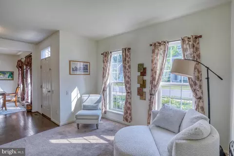 Entry Way - 471 South St, Townsend, DE 19734 photo 3 of 15