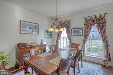 Dining - 471 South St, Townsend, DE 19734 photo 2 of 2