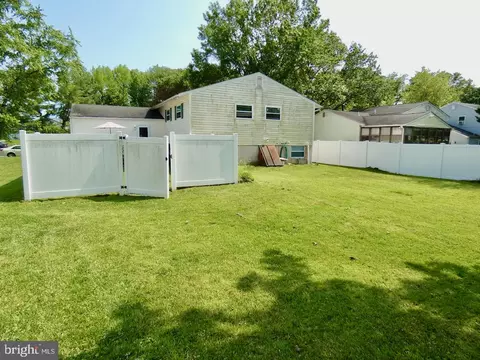 Exterior - 41 Stallion Dr, Newark, DE 19713 photo 11 of 14