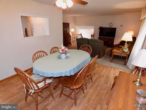 Dining - 41 Stallion Dr, Newark, DE 19713 photo 5 of 7