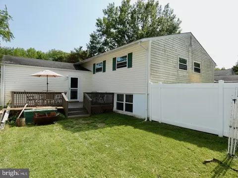 Exterior - 41 Stallion Dr, Newark, DE 19713 photo 8 of 14