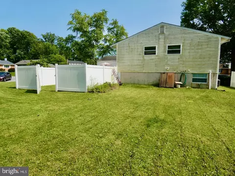 Exterior - 41 Stallion Dr, Newark, DE 19713 photo 13 of 14