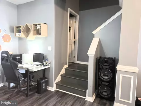 Entry Way - 34 Springfield Cir, Middletown, DE 19709 photo 4 of 4