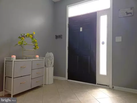 Entry Way - 34 Springfield Cir, Middletown, DE 19709 photo 2 of 4