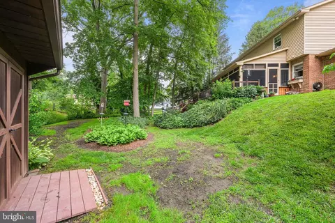 Exterior - 304 N Hickory Dr, Bear, DE 19701 photo 11 of 19