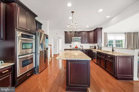 Kitchen - 1427 Olmsted Dr, Bear, DE 19701 photo 3 of 6