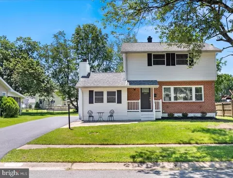 504 Shue Dr, Newark, DE 19713
