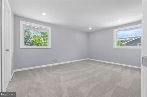 Bedroom - 504 Shue Dr, Newark, DE 19713 photo 1 of 3