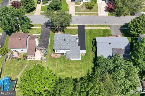 View/Area - 504 Shue Dr, Newark, DE 19713 photo 1 of 3