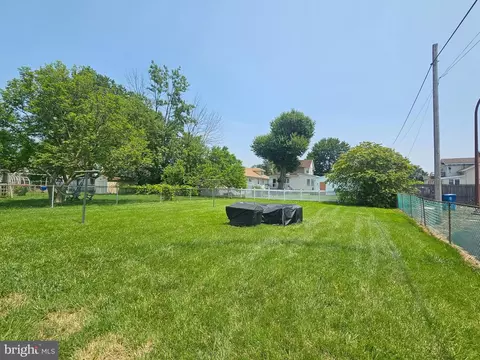 Exterior - 2 Spruce Ave, Elsmere, DE 19805 photo 3 of 4