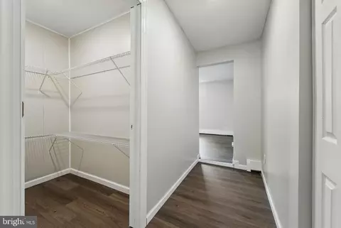 Entry Way - 47 Montrose, Newark, DE 19713 photo 13 of 16