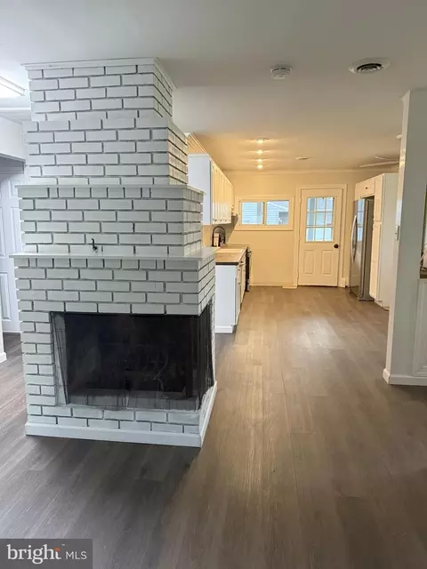 Entry Way - 47 Montrose, Newark, DE 19713 photo 16 of 16