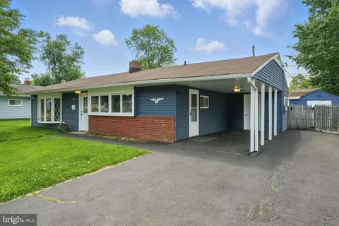 Exterior - 47 Montrose, Newark, DE 19713 photo 1 of 4