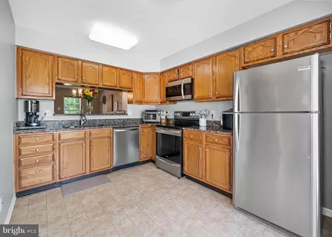 806 Arbern Pl, Newark, DE 19711 photo 8